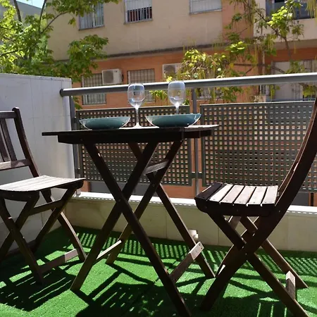 Apartamento Bonito Zona Hospital y Centro Comercial Lagoh Sevilla Exterior foto